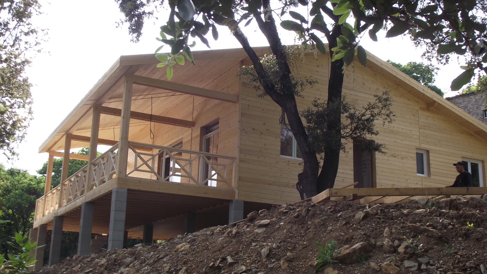 Hutin Wood House — 3